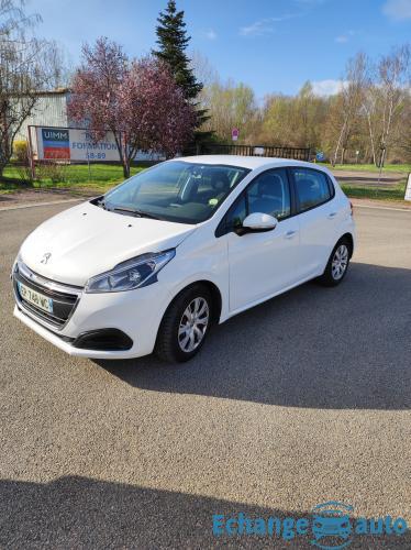 Peugeot 208 HDi 75 active