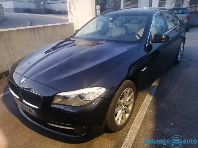 BMW 528i 258 ch pack luxe