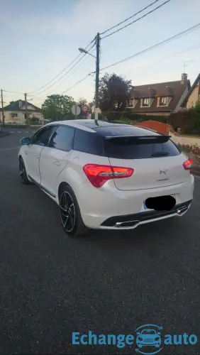 Citroën DS5 sport chic hybride
