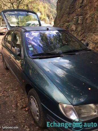 ECHANGE Renault Megane 1.6L 90ch 1999