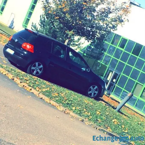 Volkswagen Golf 5 tdi 1L9 105 cv