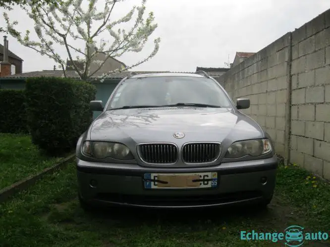 Echange BMW 330D Touring Pack luxe 204 Cv contre Moto