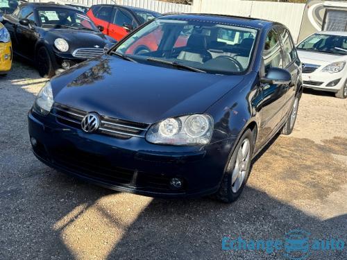 VOLKSWAGEN GOLF 1.4 16S TSI 140 Confortline