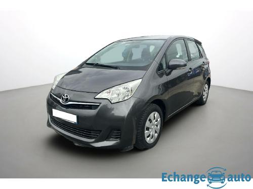 TOYOTA VERSO-S 100 VVT-i Dynamic BVA