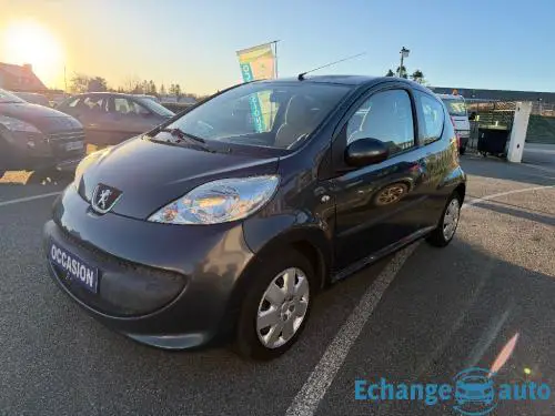 PEUGEOT 107 1.0e 12V 68ch Trendy 