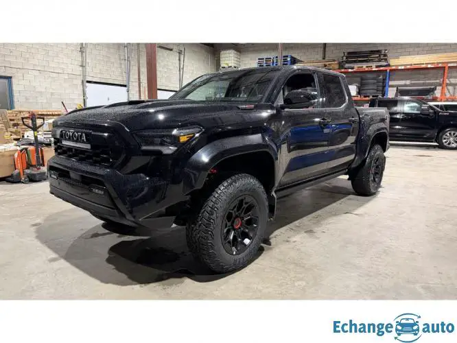 TOYOTA TACOMA