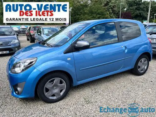 RENAULT TWINGO II 1.2i 75ch NightetDay