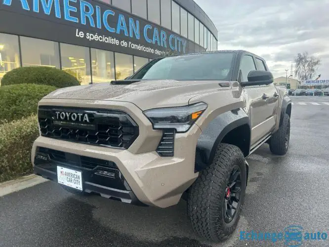 TOYOTA TACOMA
