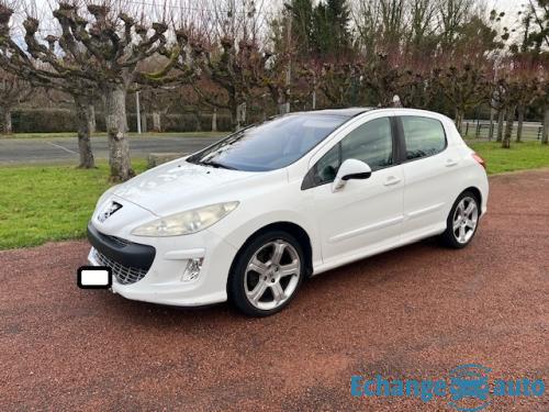 PEUGEOT 308 1.6 HDi 112ch FAP BVM6 Féline