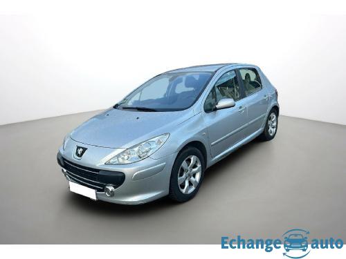 PEUGEOT 307 (2) 1.6e 16V Exécutive Pack BVA