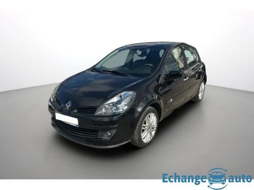 RENAULT CLIO  III 2.0  Initiale BVA