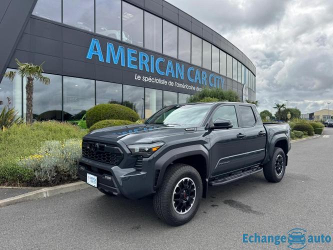 TOYOTA TACOMA