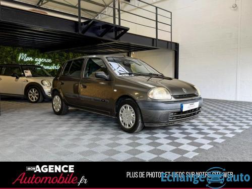 Renault CLIO II 1.6 I 90