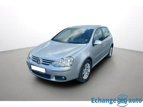 VOLKSWAGEN GOLF V 1.6 Tour BVA
