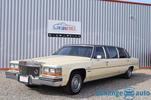 Cadillac Fleetwood Brougham Limousine