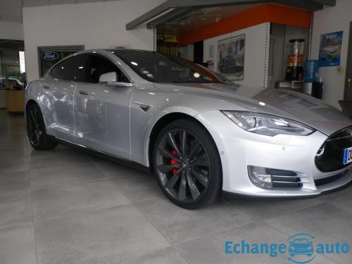 Tesla Model S P85D 700 CH