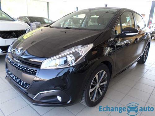 Peugeot 208 Active + 1.2L Puretech 82cv