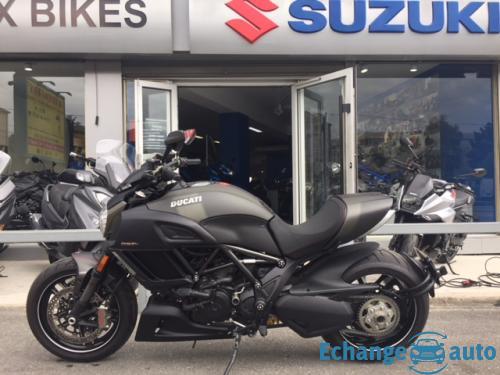 Ducati Diavel Carbon 1200