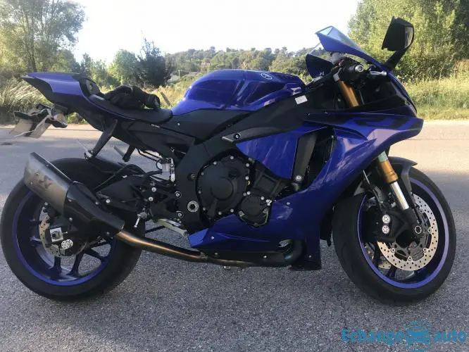 Yamaha R1 2018