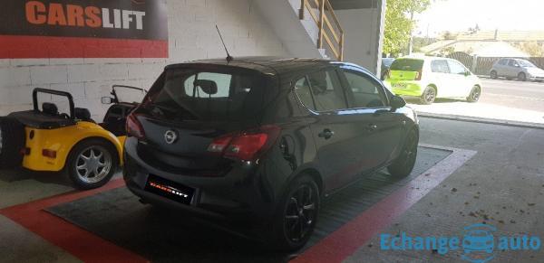 Opel Corsa 1.4L 90 CH BLACK EDITION