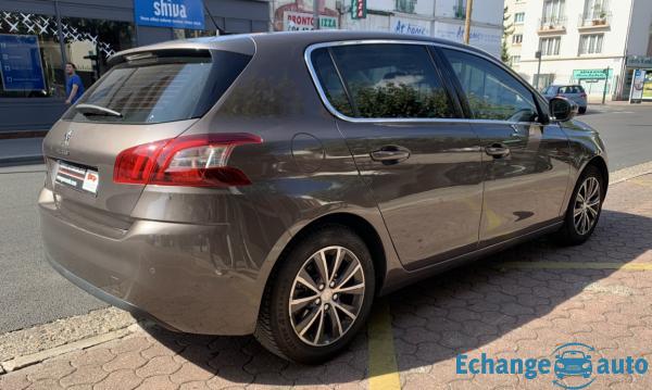 PEUGEOT 308 308 1.2 PureTech 110ch SetS BVM5 Allure