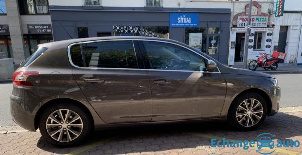 PEUGEOT 308 308 1.2 PureTech 110ch SetS BVM5 Allure