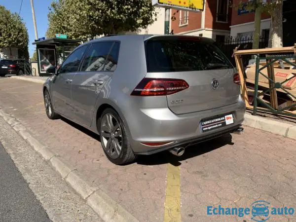 VOLKSWAGEN GOLF 2.0 TDI 150 Confortline DSG6