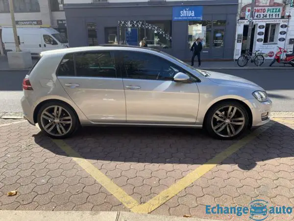 VOLKSWAGEN GOLF 2.0 TDI 150 Confortline DSG6