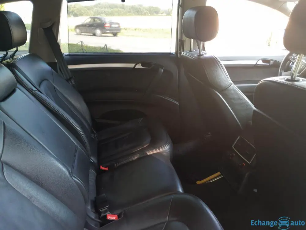 audi q7 s line quattro