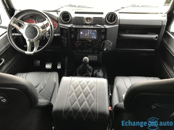 LAND ROVER DEFENDER 110 SW SE Préparation "Project Kahn"