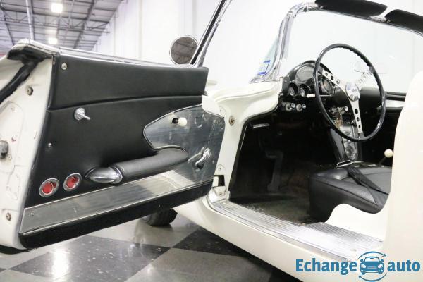 Corvette C1 283ci v8 1961