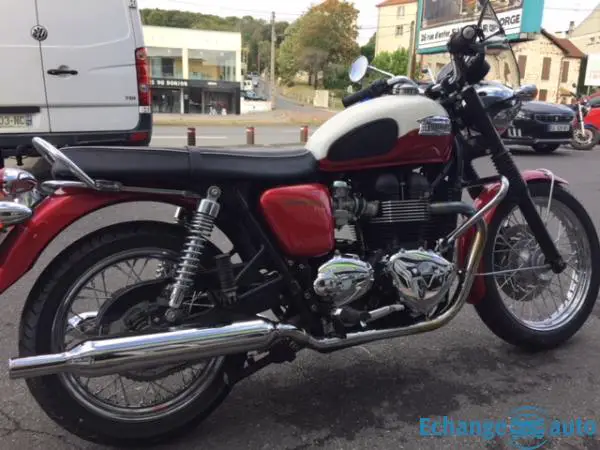 Triumph Bonneville 865