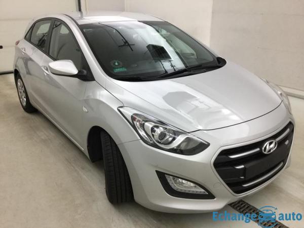Hyundai i30 1.6 CRDi 110ch ISG Active Plus 5p suréquipé