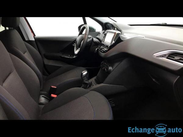 Peugeot 208 1.2 PureTech 82ch Style +Caméra