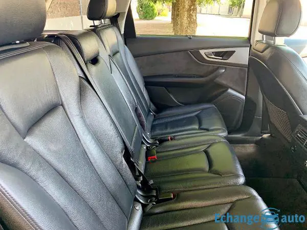 AUDI Q7 3.0 V6 TDI 272ch clean diesel Ambition Luxe quattro Tiptronic 7 places