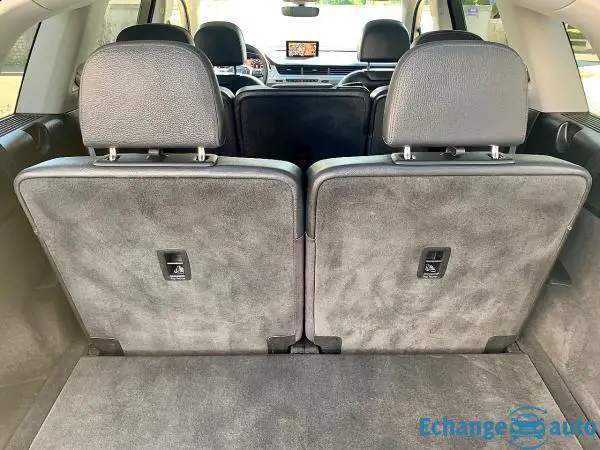 AUDI Q7 3.0 V6 TDI 272ch clean diesel Ambition Luxe quattro Tiptronic 7 places