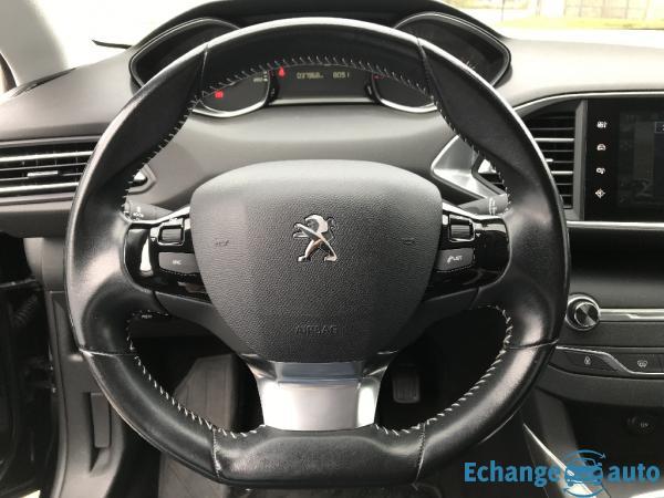 PEUGEOT 308 1.2 PureTech 110ch SetS BVM5 Allure