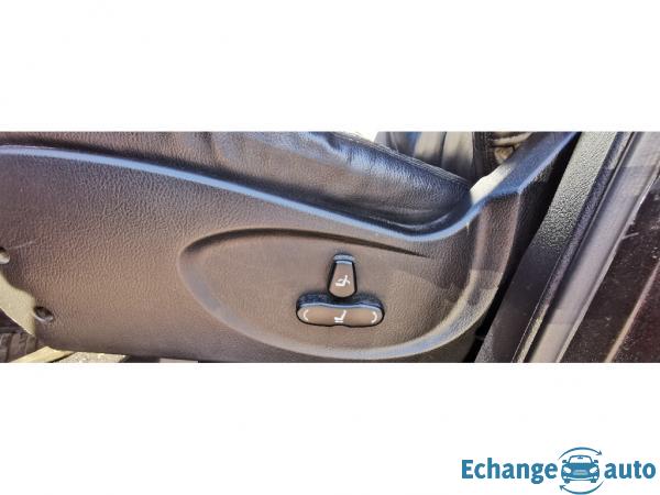 SSANGYONG REXTON 270 XDi Grand Luxe