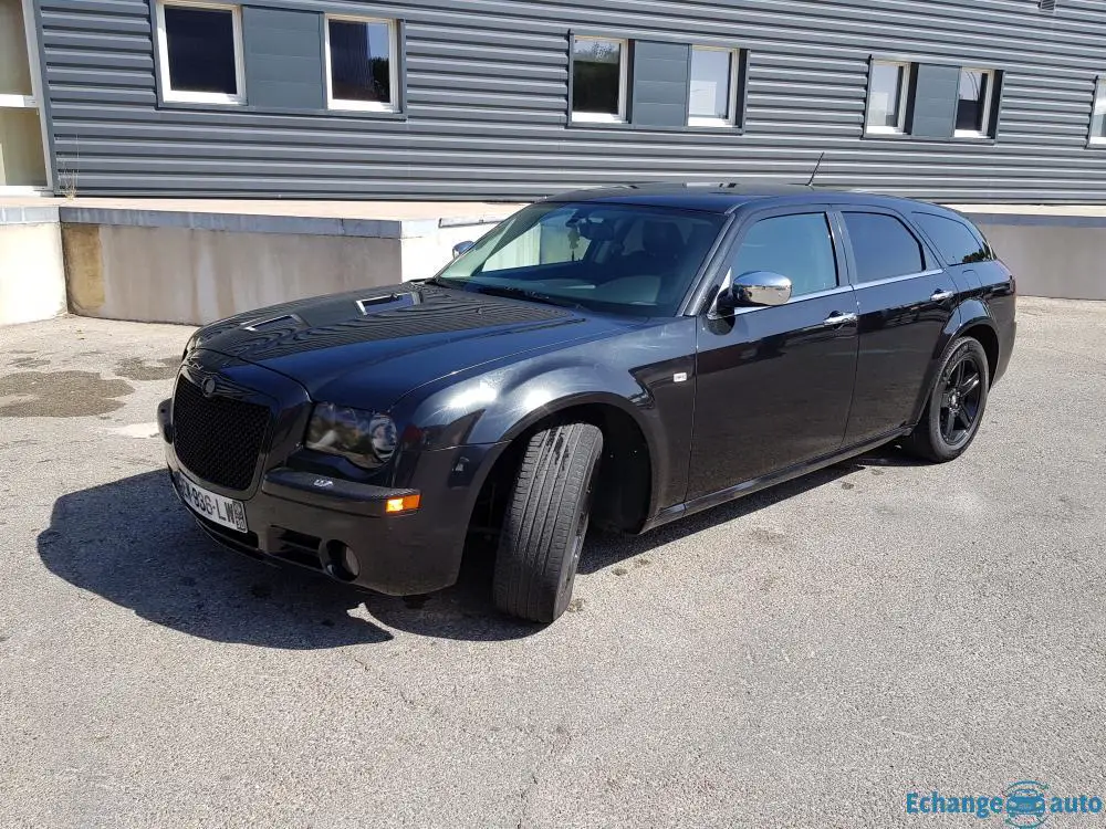 Chrysler 300c full blacke 2eme mains 20annive