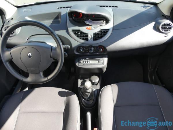Renault Twingo II 1.2 16V 75 ch NIGHT & DAY + TOIT OUVRANT