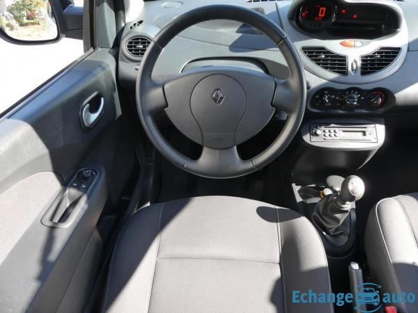 Renault Twingo II 1.2 16V 75 ch NIGHT & DAY + TOIT OUVRANT