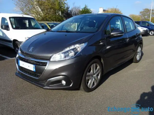 Peugeot 208 SIGNATURE 1.2L PURE TECH 82 CV