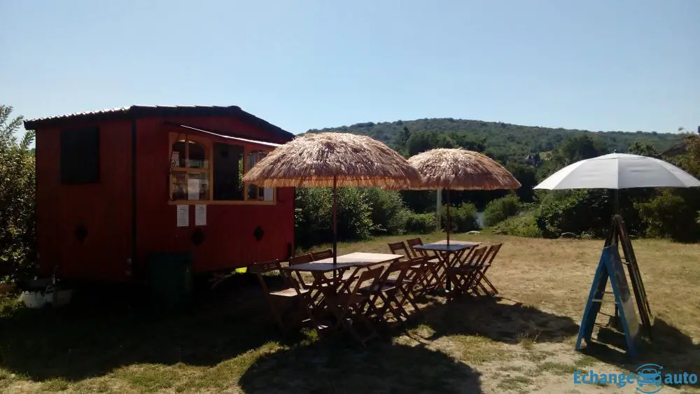 ECHANGE OU VEND REMORQUE FOOD TRUCK PLUS 4X4