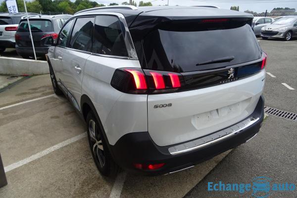 Peugeot 5008 GT LINE 180 eat8 toit panoramique
