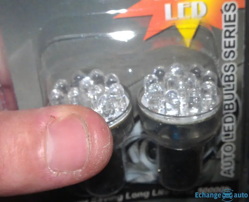 AMPOULES à LED pour intérrieur et exterrieur