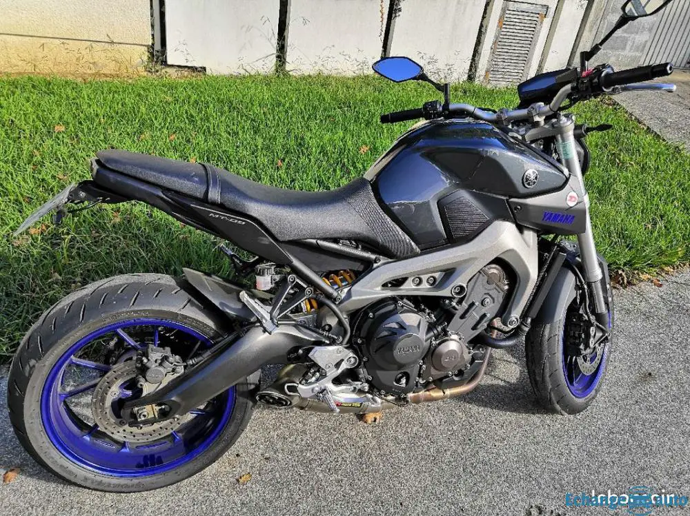 YAMAHA MT09 RACE BLUE ROADSTER