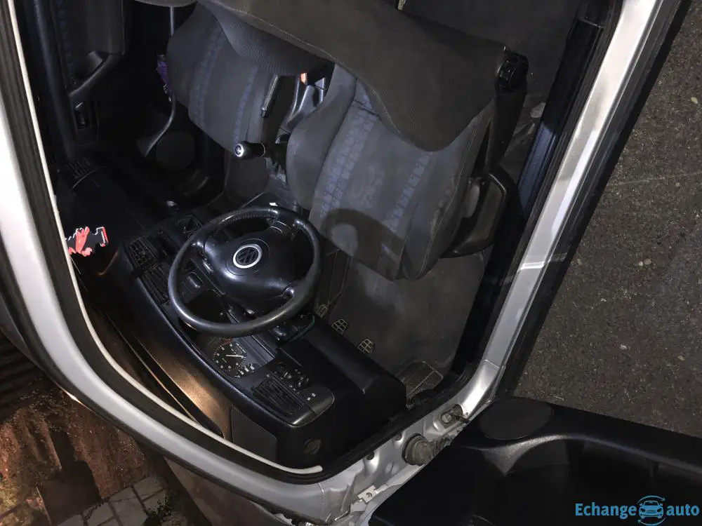 Échange golf 3 GTI 8s