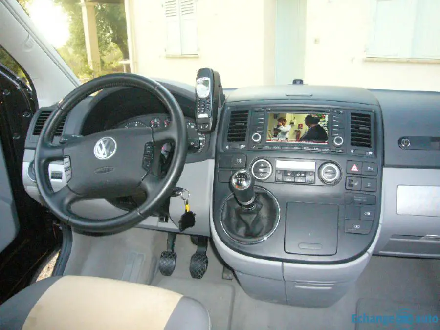STATION multimédia Volkswagen Caravelle Touareg...