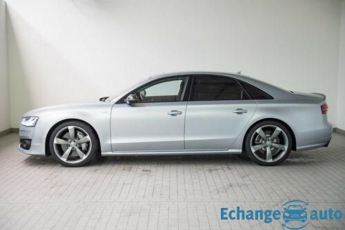 Audi S8 plus EXCLUSIVE