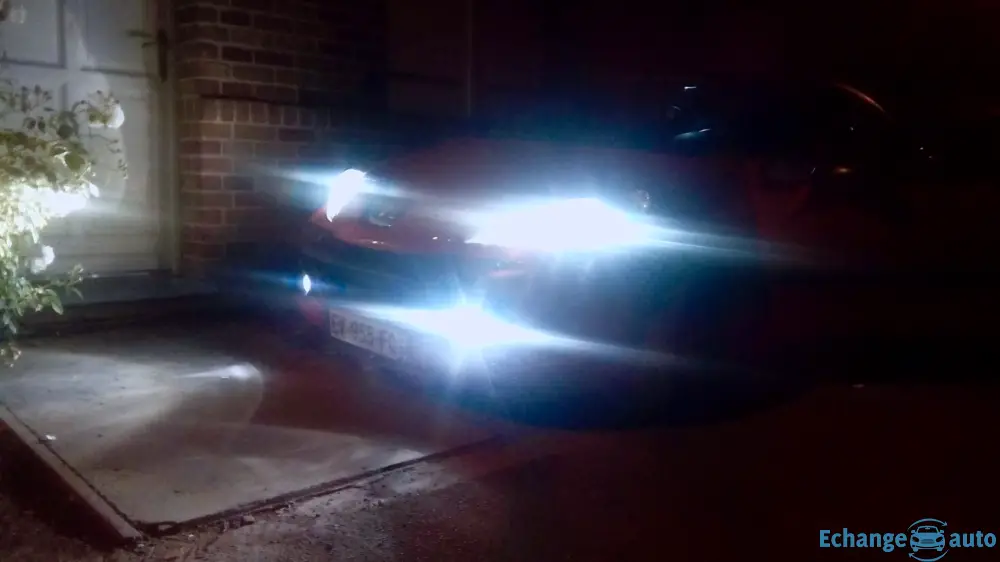 Échange PEUGEOT 207 CC 1.6 Vti 120